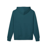 „Who Defines Power? Time to Rewrite It.“ – Bio-Hoodie über Macht & Selbstbestimmung