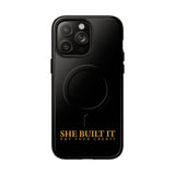 "She Built It – Not Your Credit" - Minimalistische magnetische iPhone-Hülle