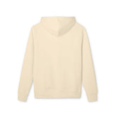 „Who Defines Power? Time to Rewrite It.“ – Bio-Hoodie über Macht & Selbstbestimmung