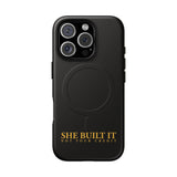 "She Built It – Not Your Credit" - Minimalistische magnetische iPhone-Hülle