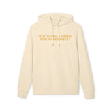 „Who Defines Power? Time to Rewrite It.“ – Bio-Hoodie über Macht & Selbstbestimmung