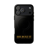 "She Built It – Not Your Credit" - Minimalistische magnetische iPhone-Hülle