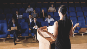 Read more about the article Confident Communication for Female Leaders: 5 Steps to Lead with Clarity and Impact