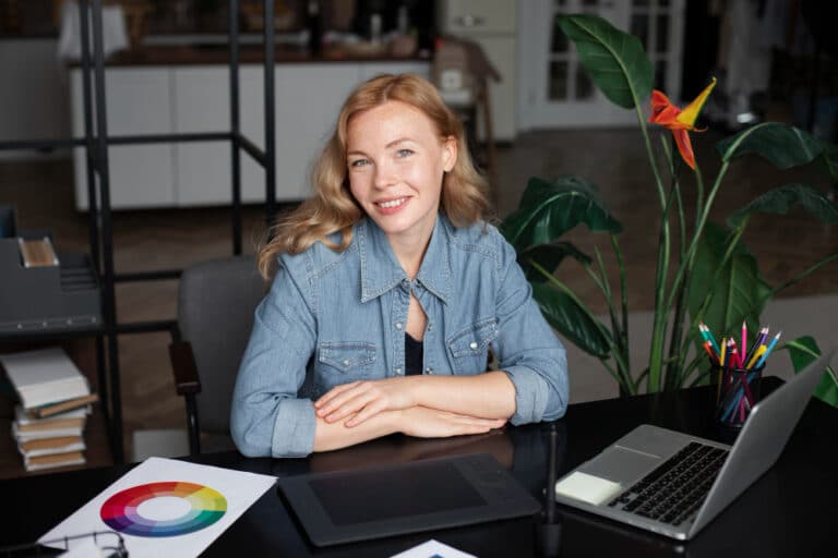 Woman an work smiling setting boundaries at work